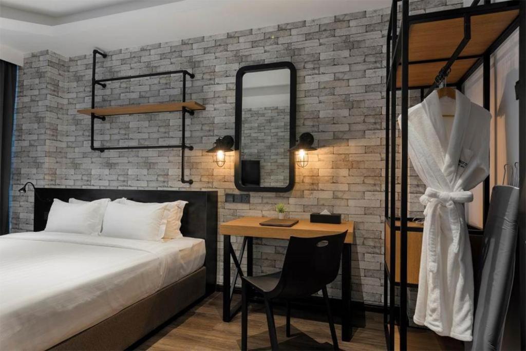 Exclusive Business Suite @ M Summit 191 George Town Exterior photo